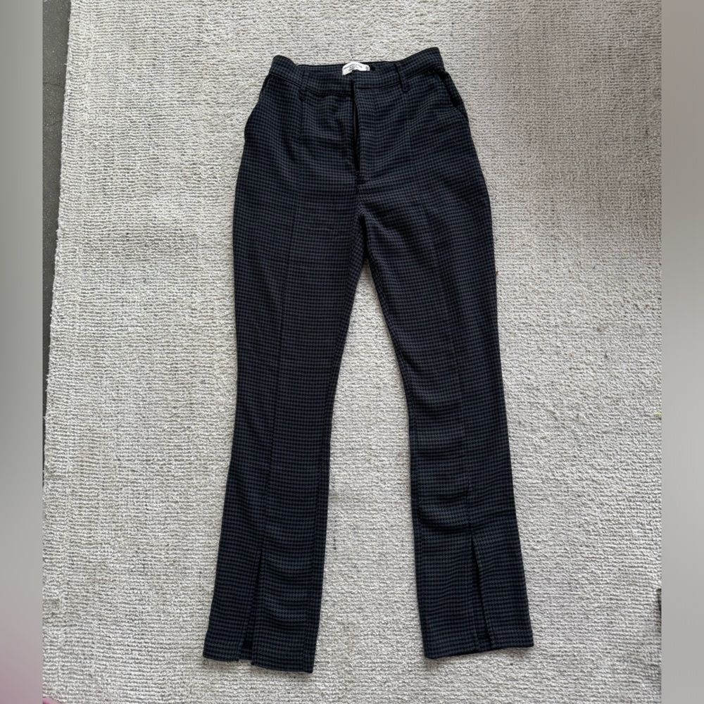Worn once Abercrombie houndstooth slit leg trouser size 26